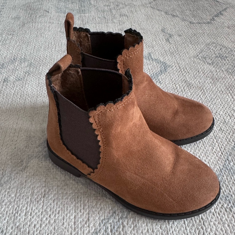 Primark - Girls Chelsea Tan Boots - Size 9 (Toddler)